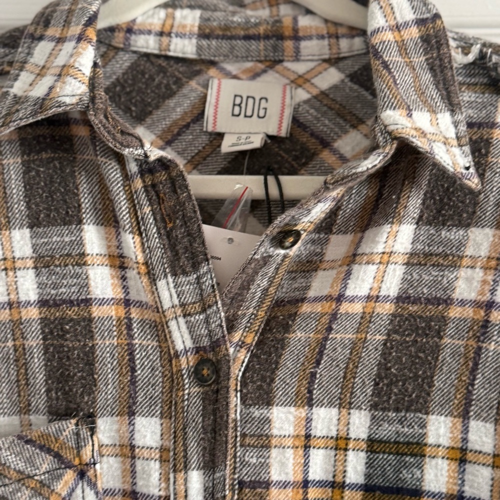 BDG Urban Outfitters Plaid Oversized Crop Shirt Small - Picture 6 of 12